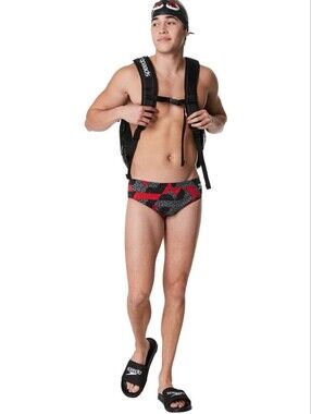 SPEEDO RUSE BLOCKS MEN'S Black & Red Graphic Brief Swimwear SIZE 28 Large NWT